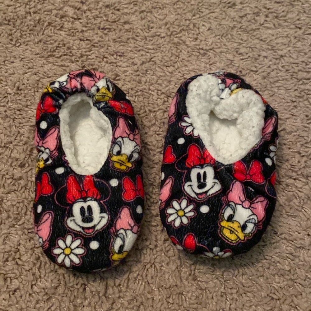 Minnie mouse Daisy, duck black house shoes slippers, size, small medium toddler